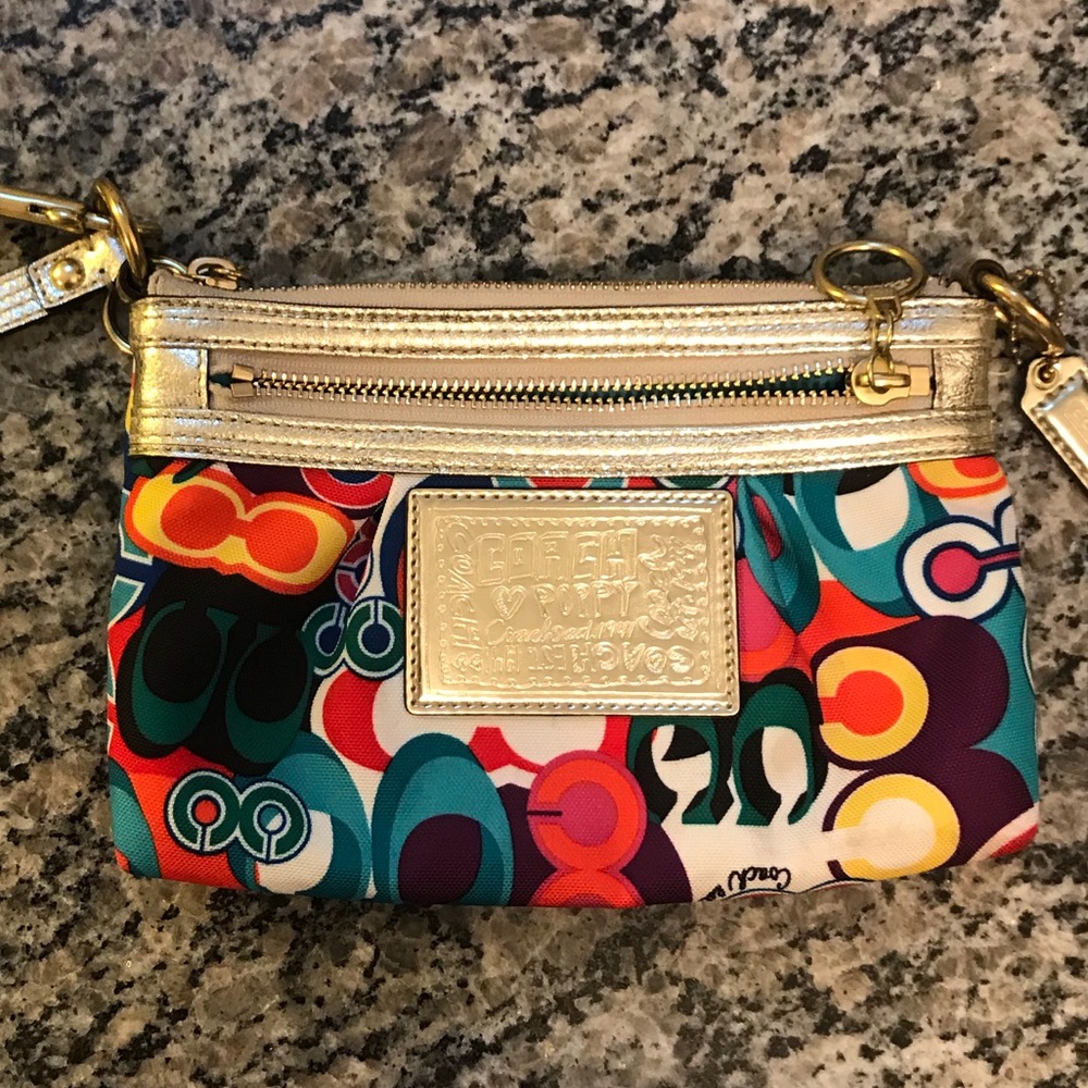 Coach poppy wristlet